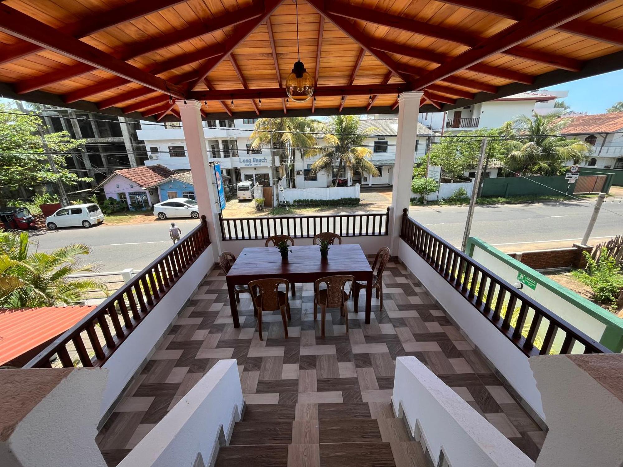 Sundowners Guesthouse Hikkaduwa Exterior foto